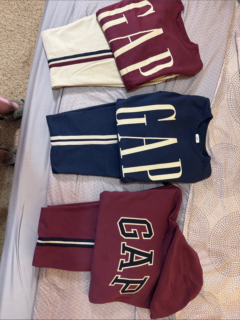 GAP Kids Navy, Burgundy and Tan Logo Sweatshirt & Joggers Sets. Like New  XXL.